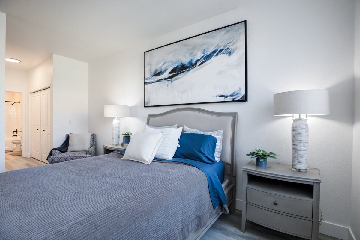Portola At SouthGlenn Apartments